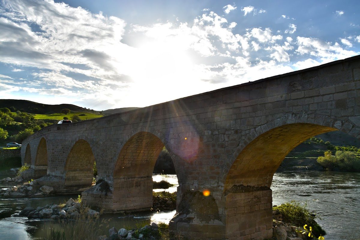 Historical Kalecik Bridge (Develioğlu Bridge)