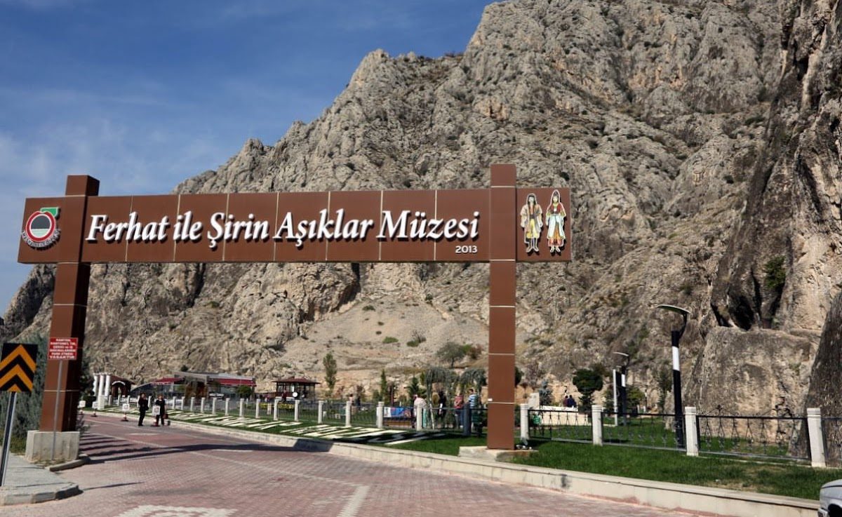 Ferhat and Shirin Lovers Museum