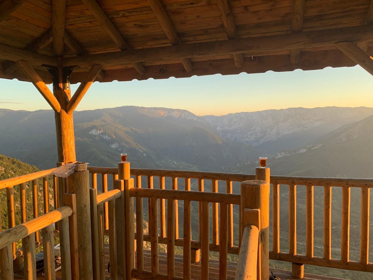 Loç Valley - 3