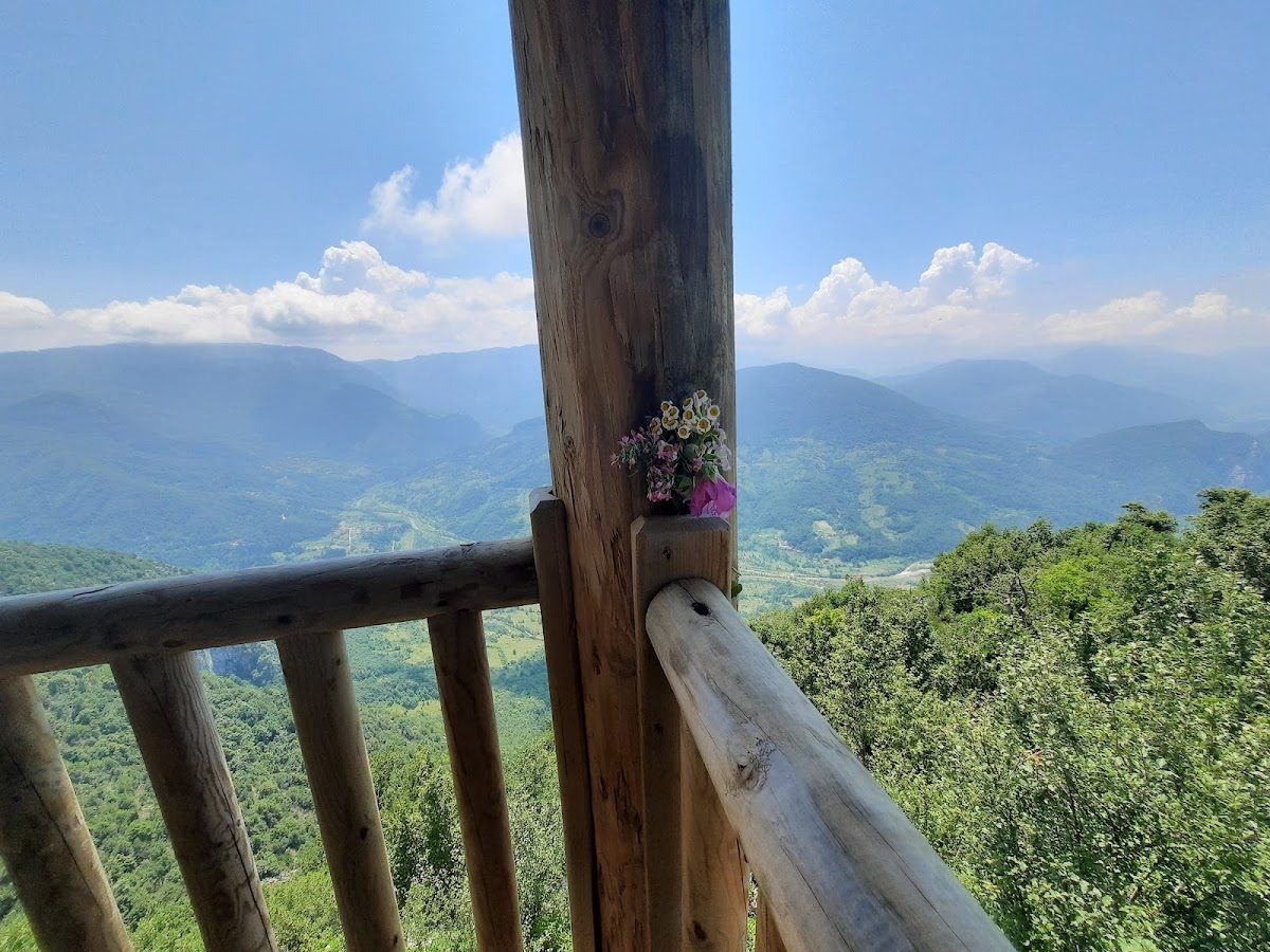 Loç Valley - 5