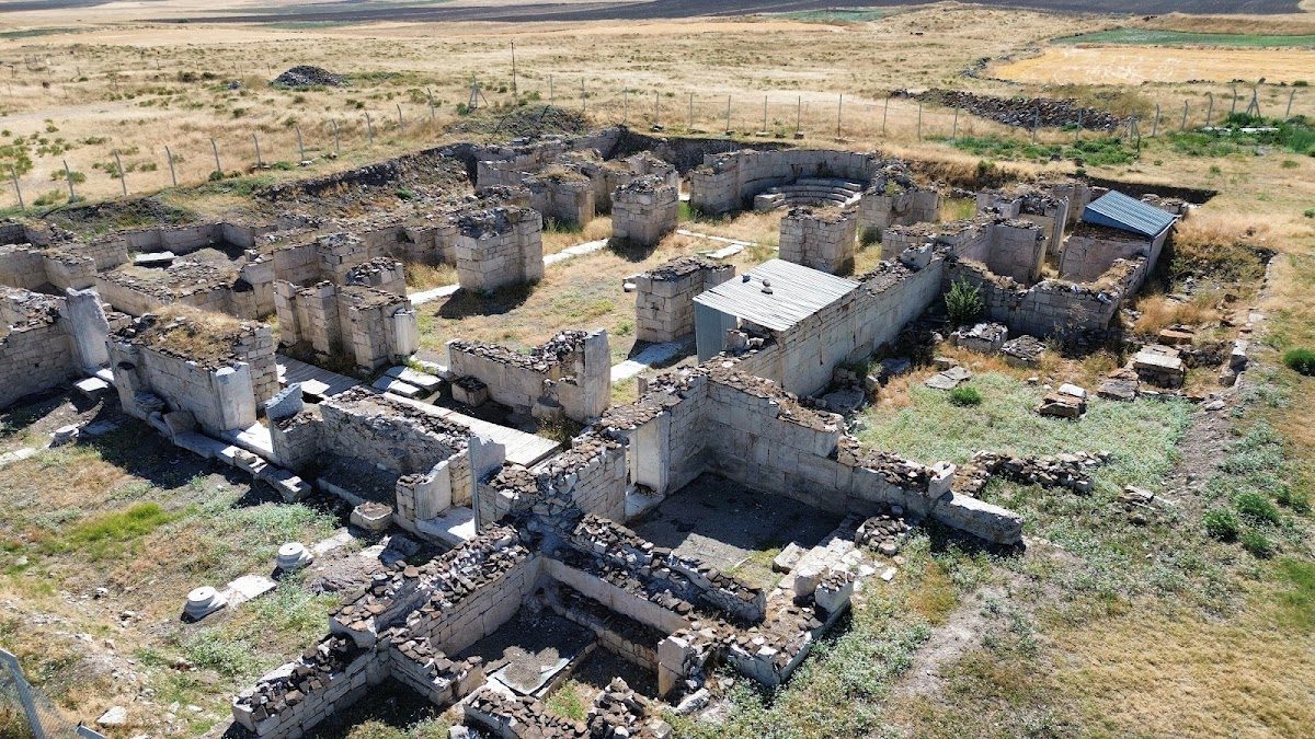 Древний город Амориум