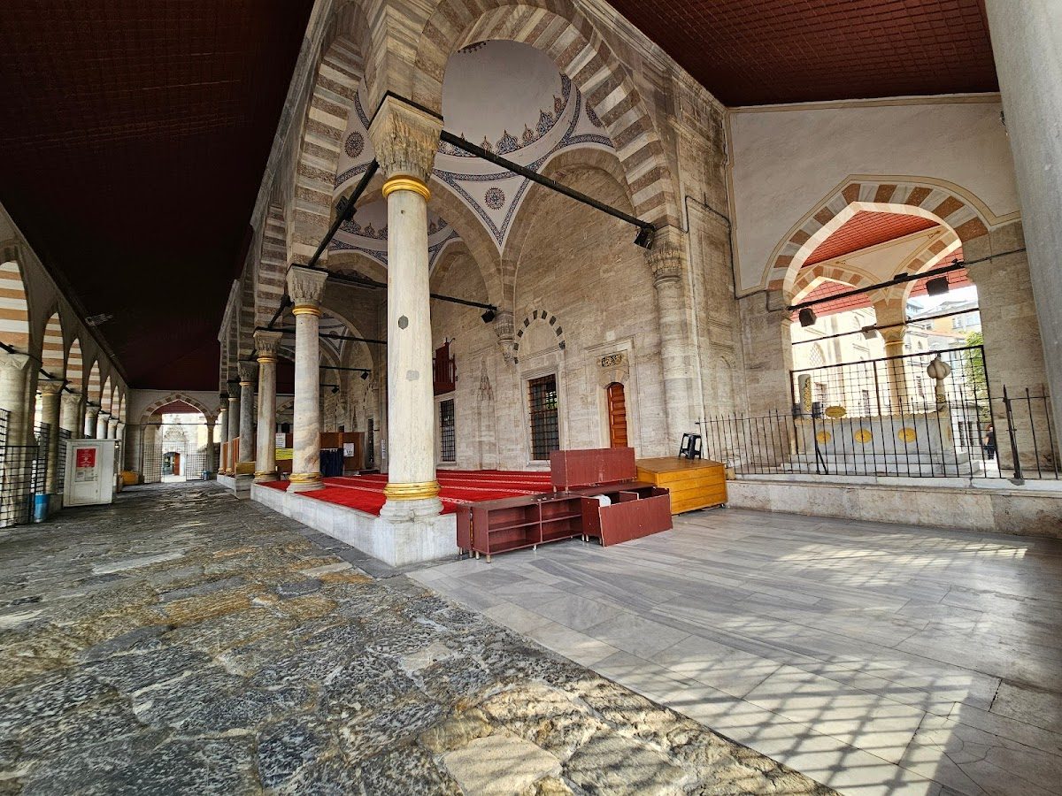 Mihrimah Sultan Mosque - 6