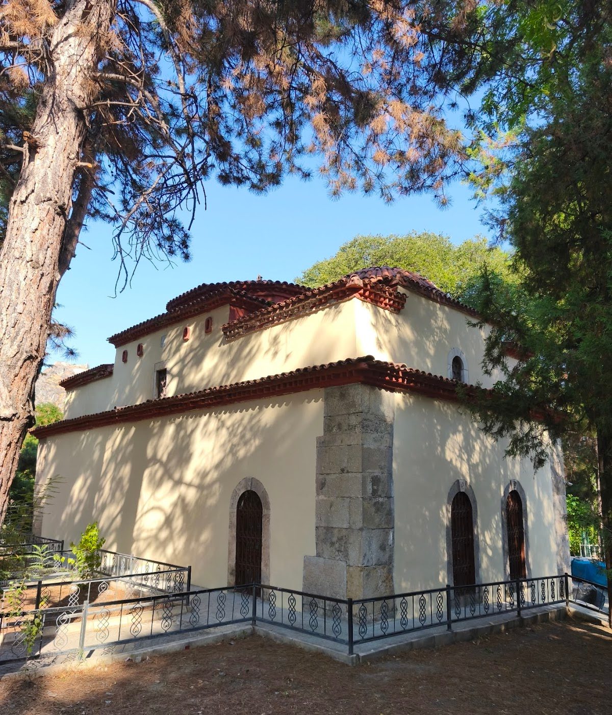 Pir Sücaaddin İlyas Türbesi - 3