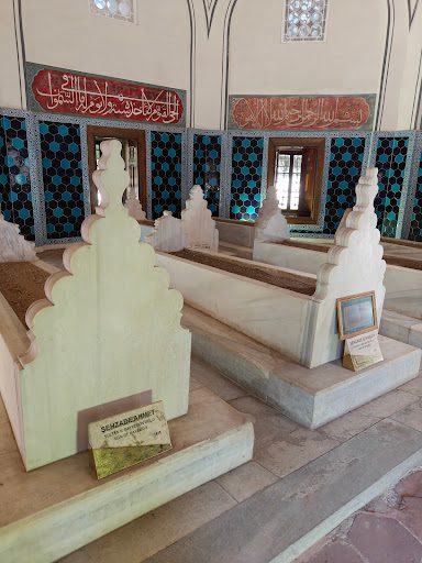 Şehzade Mustafa Türbesi - 1