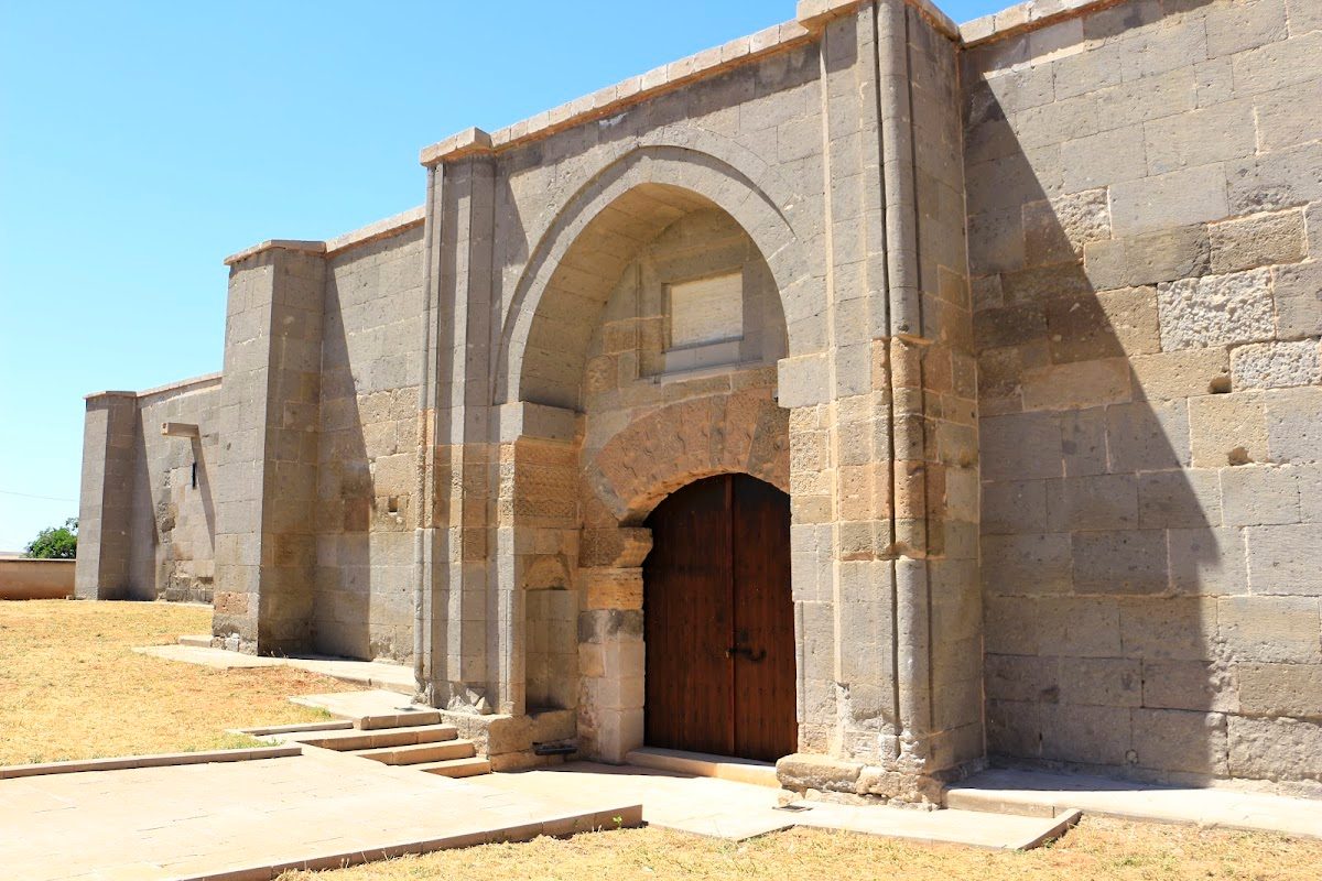 Kesikköprü Caravanserai