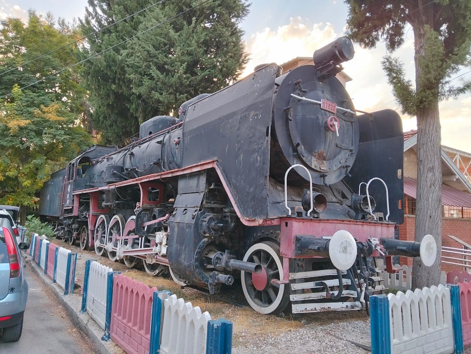 قطار بخاري تاريخي حنيني