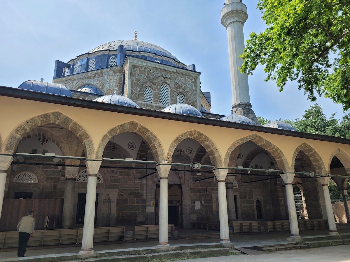 Pertev Pasha Complex (Yeni Cuma Mosque) - 3
