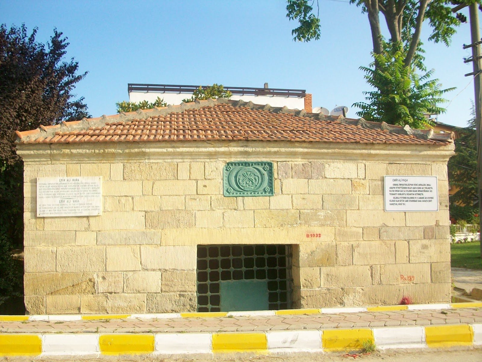 Emir Ali Baba Türbesi - 1