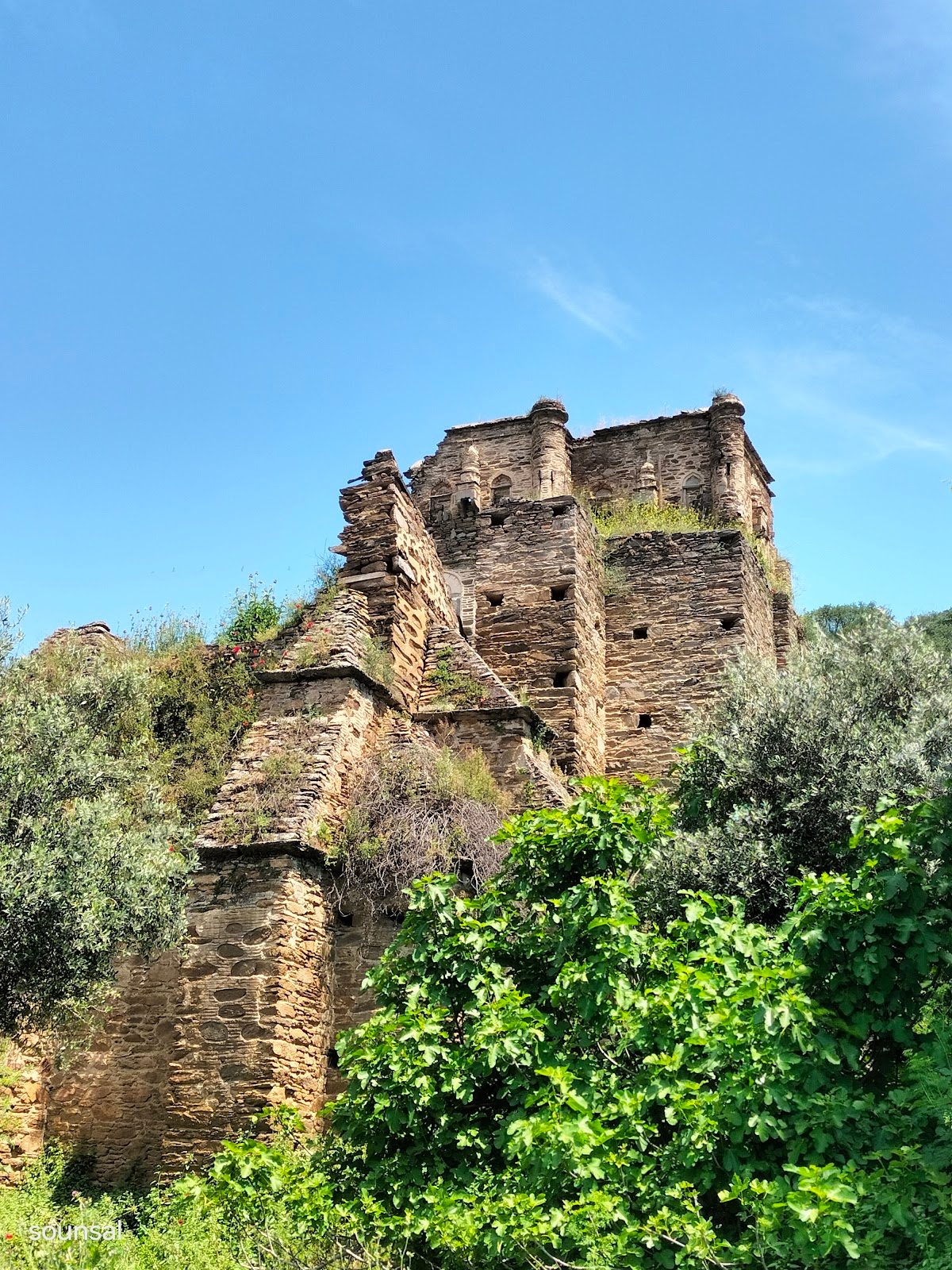 Arpaz Castle - 5