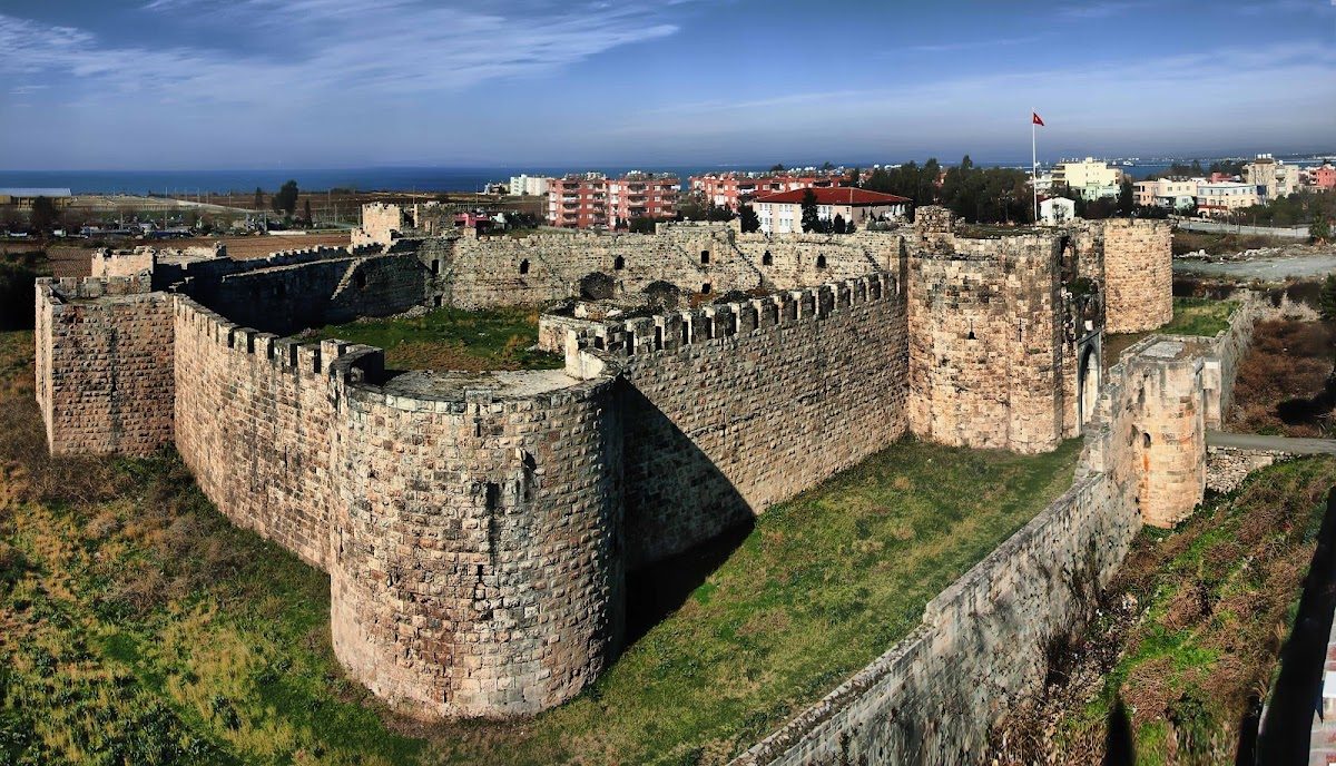 Payas Castle