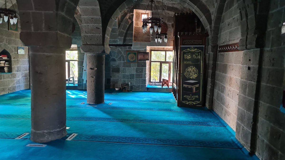 Gök Meydan Cami - 5