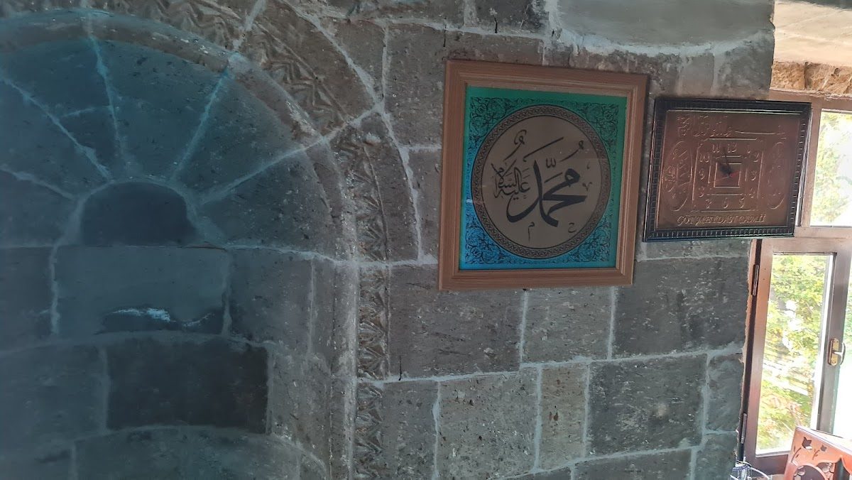 Gök Meydan Cami - 6