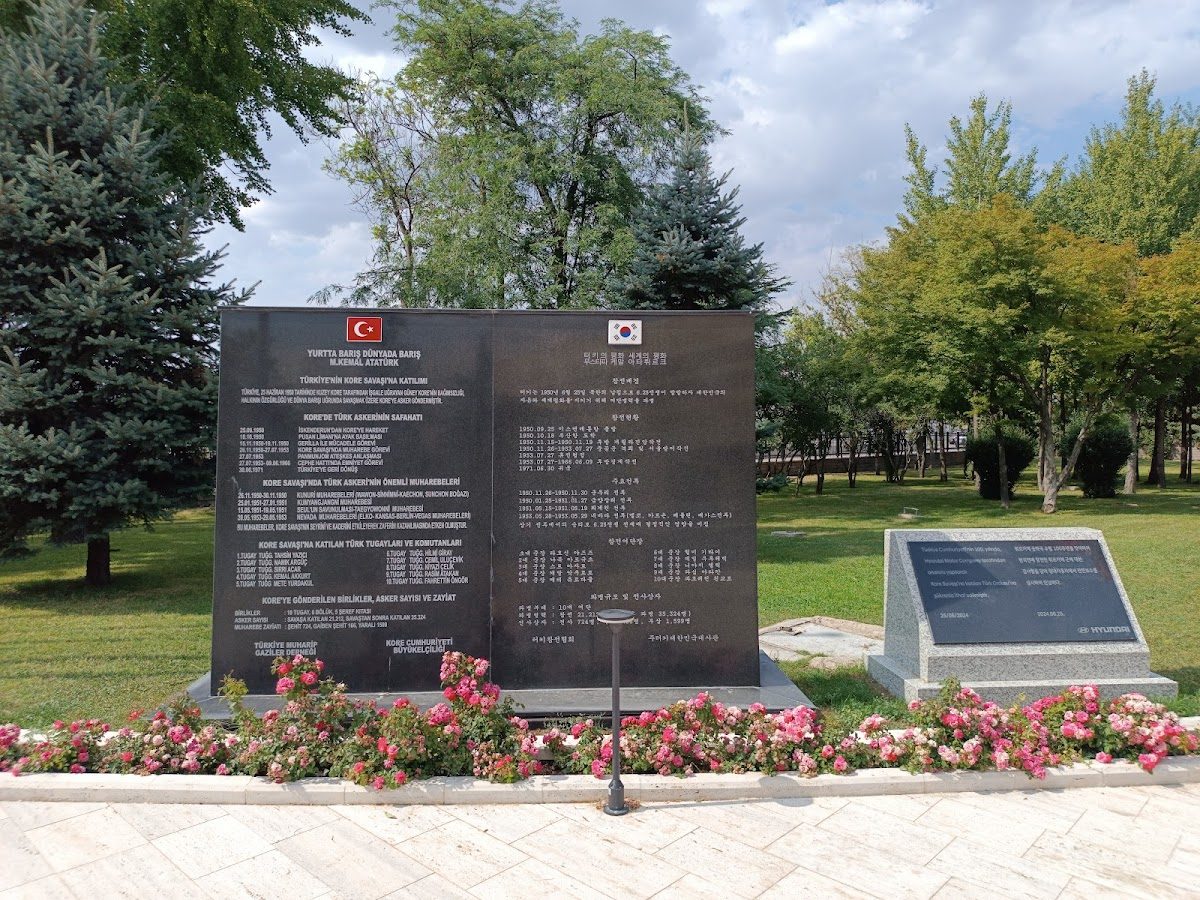 Turkish Martyrs' Monument in Korea - 6