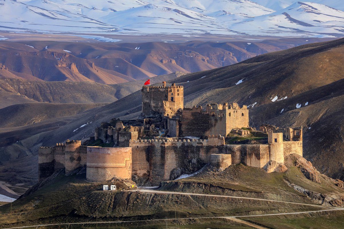 Hoşap Castle - 5