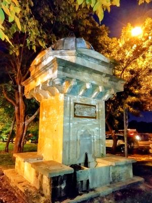 نافورة درتلي مصطفى باشا التاريخية