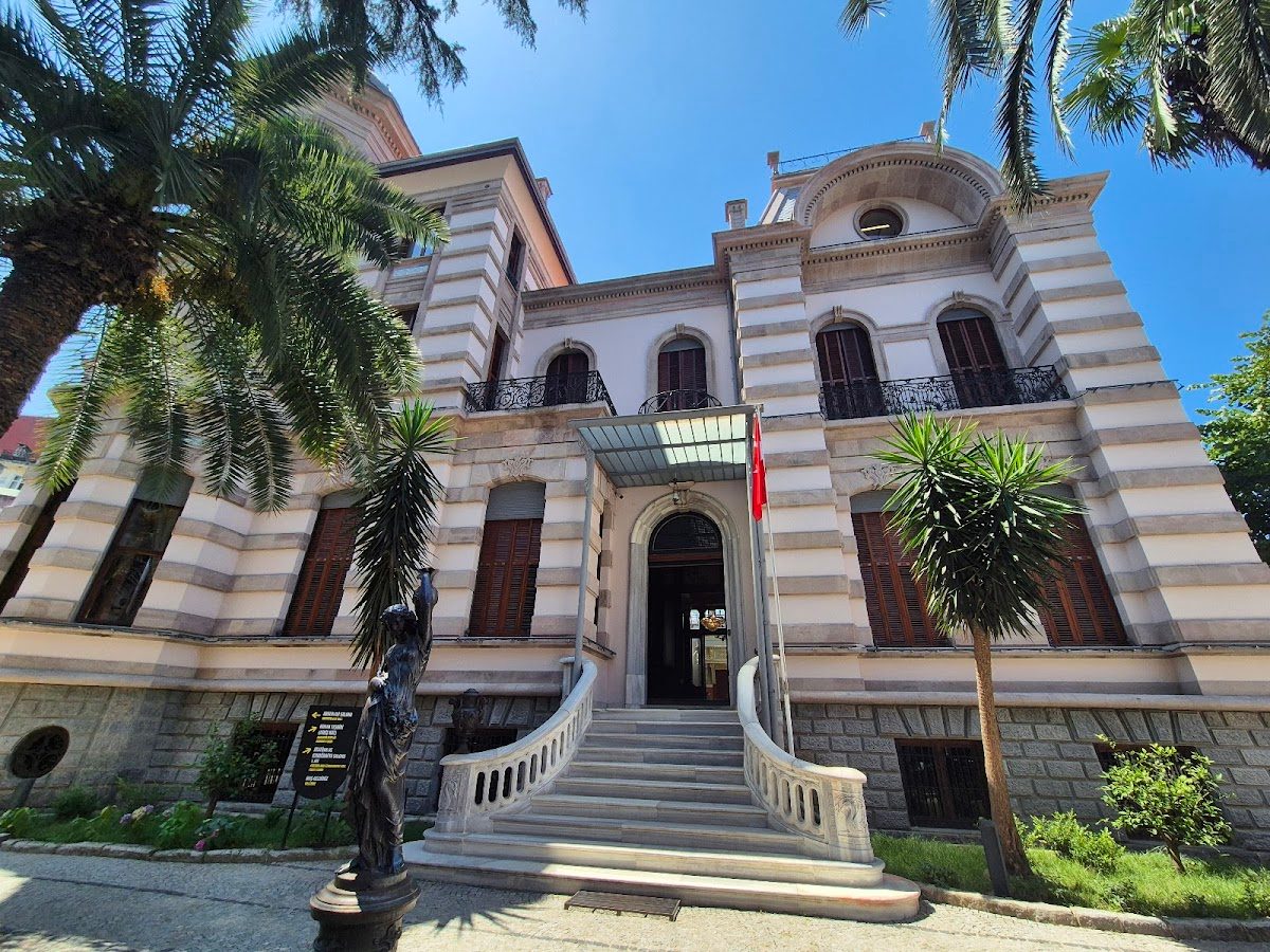 Trabzon Müzesi (Kostaki Konağı)