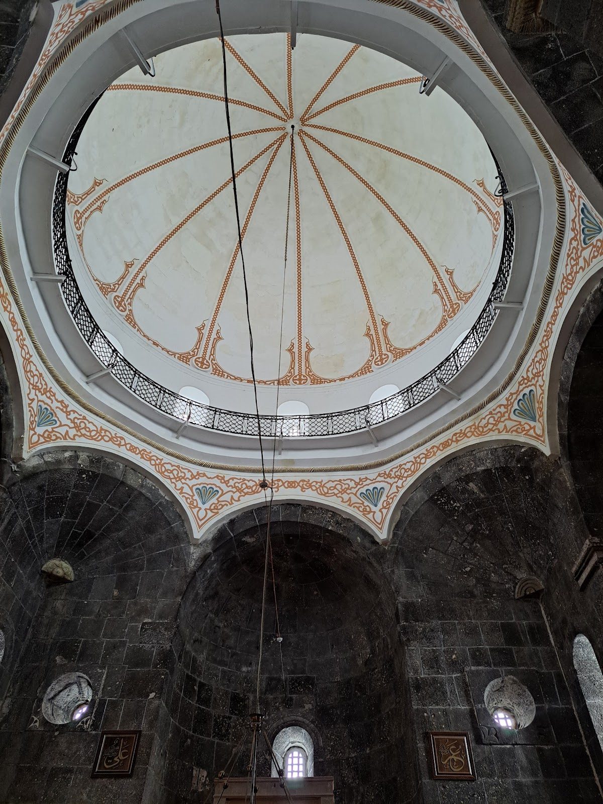 Kümbet Camii (12 Havariler Kilisesi) - 7