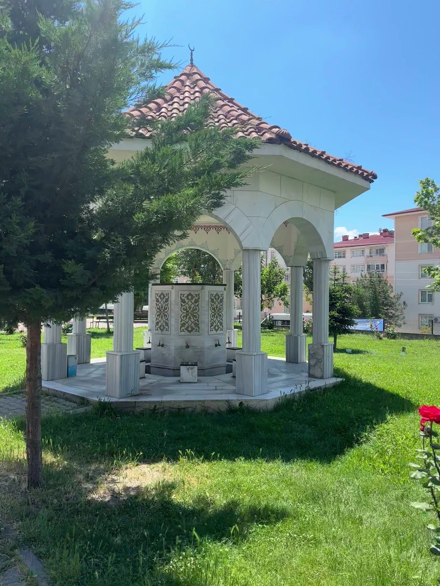 Yavuz Sultan Selim Camii - 2