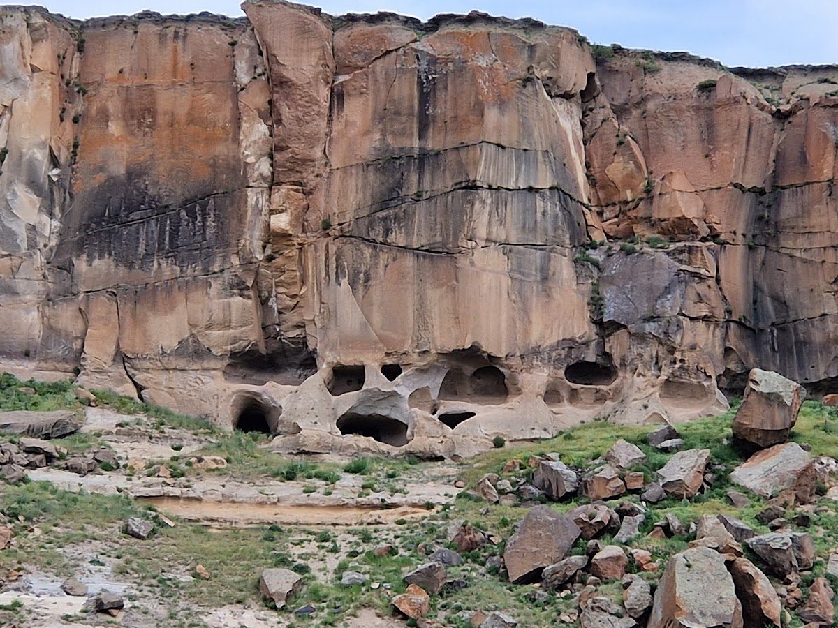 Meya Caves