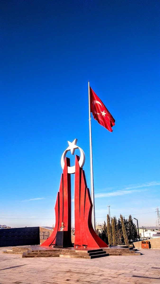 Şehitler Abidesi - 1