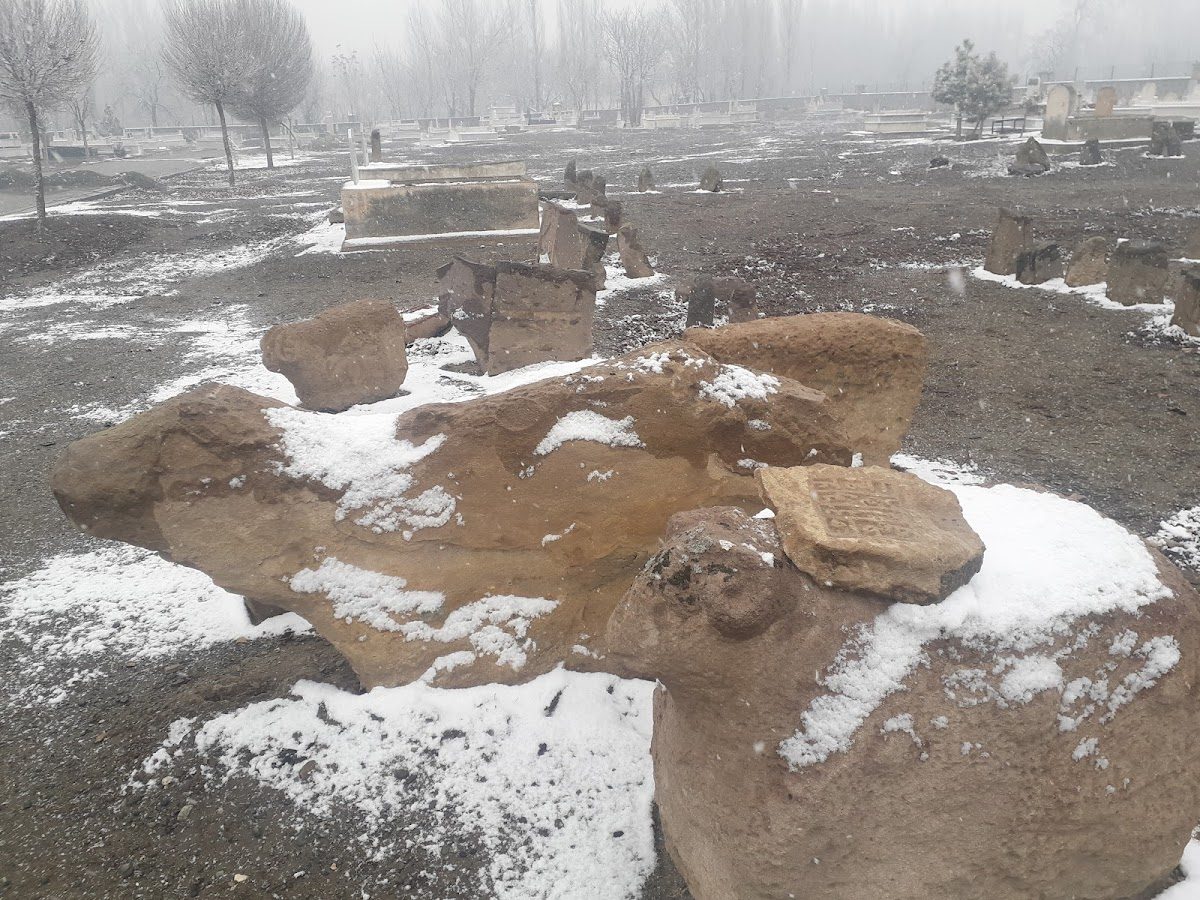 Ram-Headed Tombstones (Karakoyunlu)