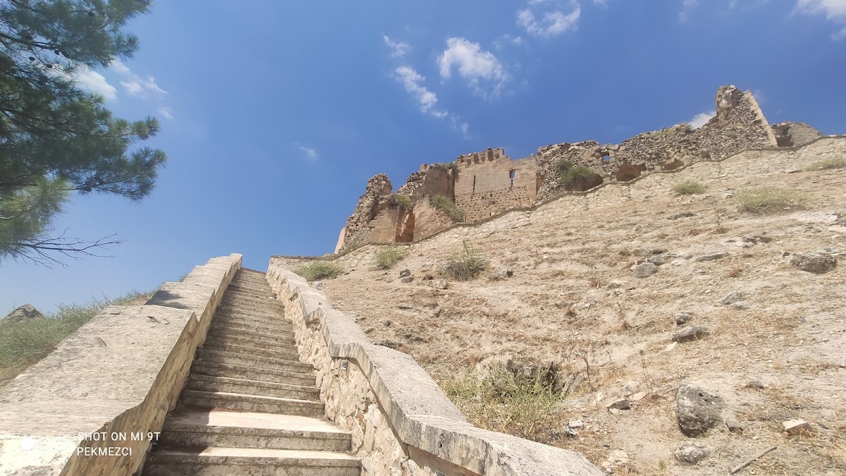 Ravanda Castle - 5