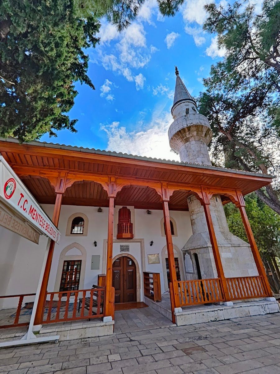 مسجد شاهيدي