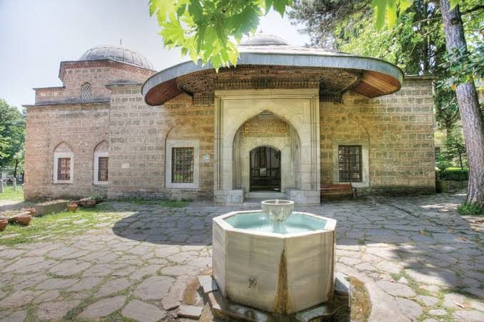 Muradiye Complex Tombs of Princes and Sultans - 7