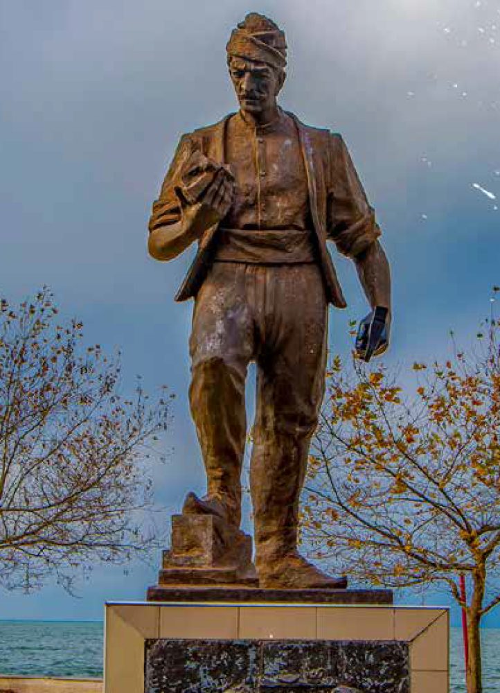 Long Mehmet Monument - 3