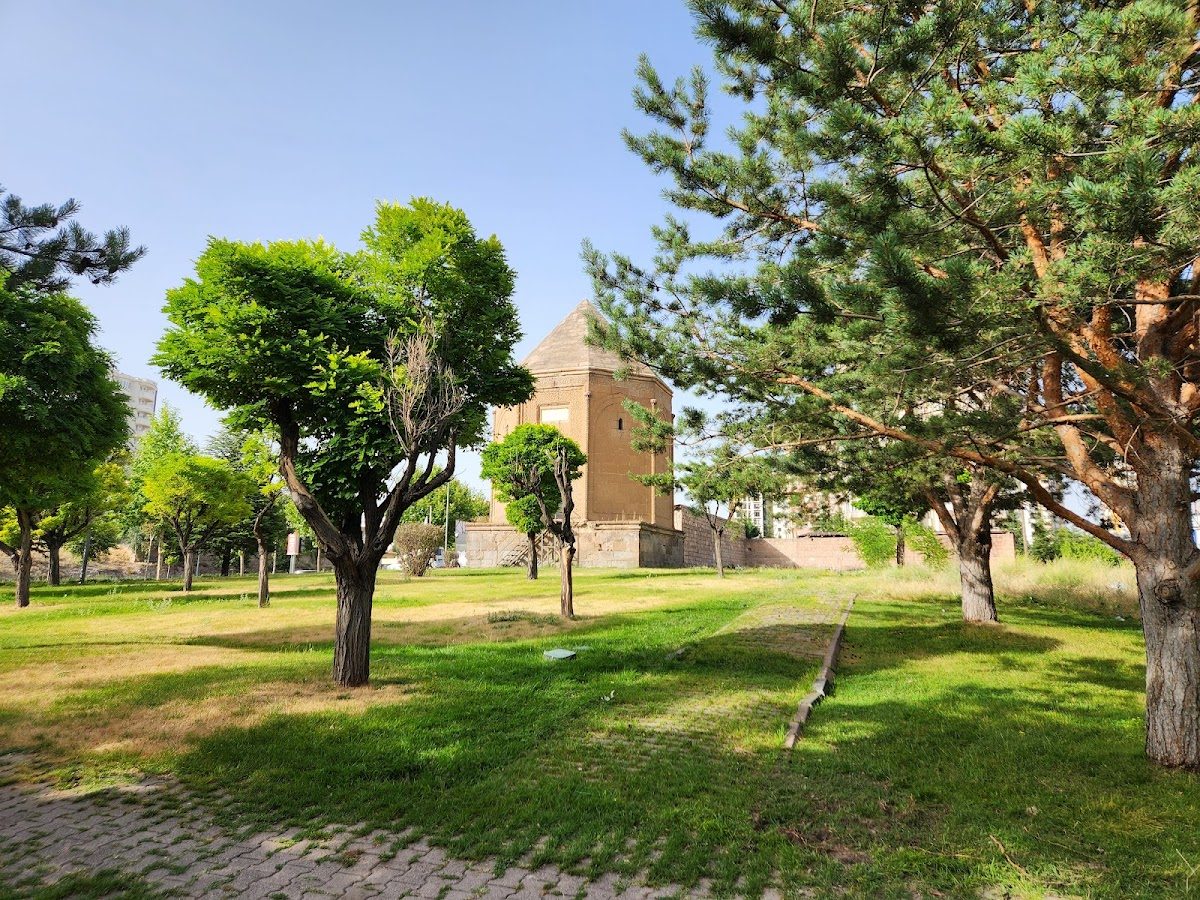 Çifte Kümbet - 6