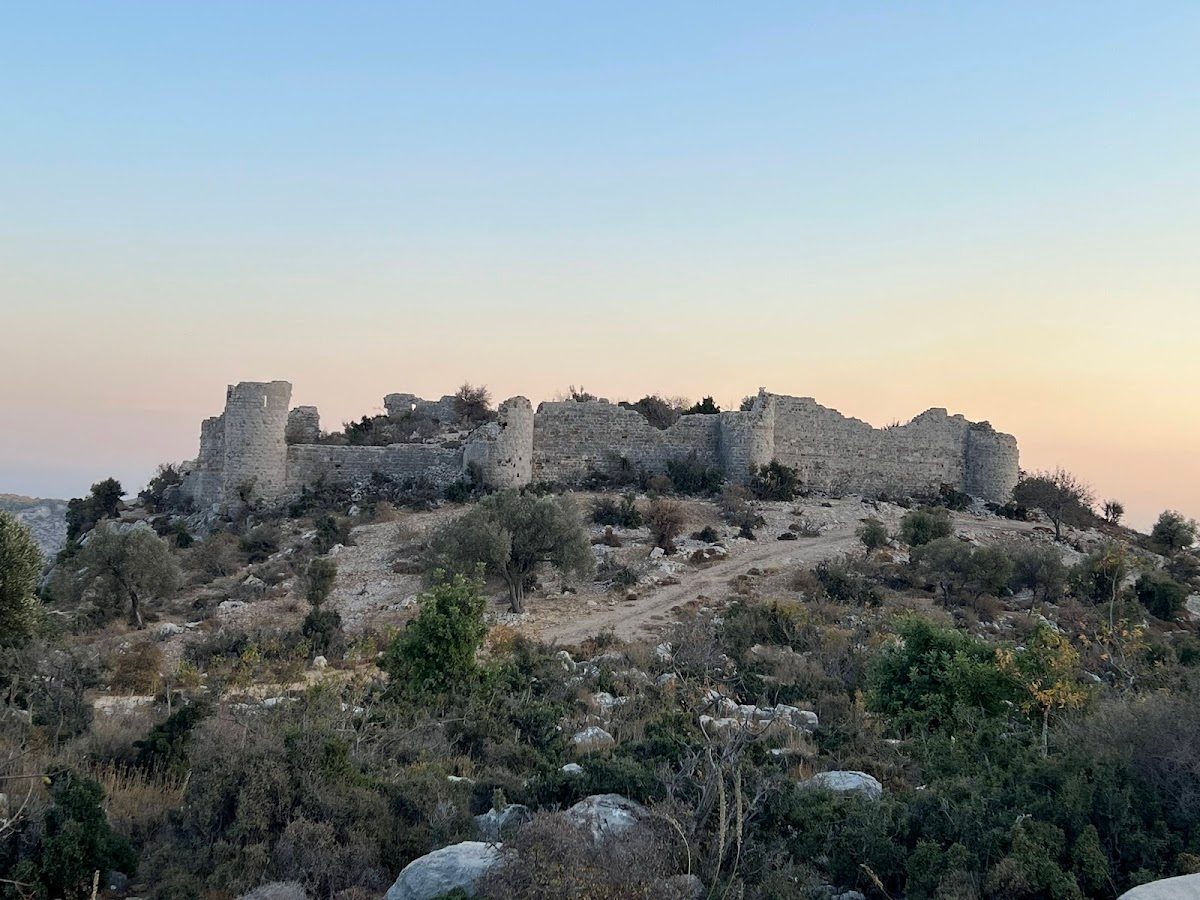 Tokmar Castle