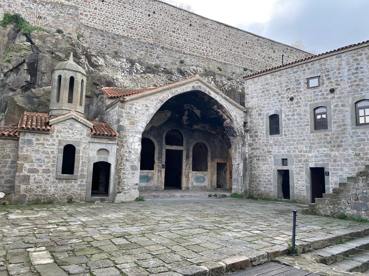 Girls' Monastery (Panaghia Theoskepastos Monastery)