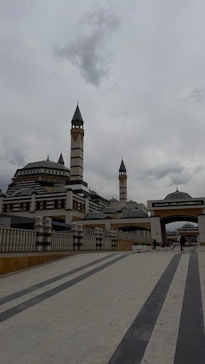جامع ومجمع صلاح الدين الأيوبي - 5