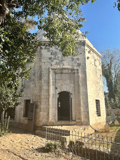 Zincirkıran Mehmet Bey Tomb - 2