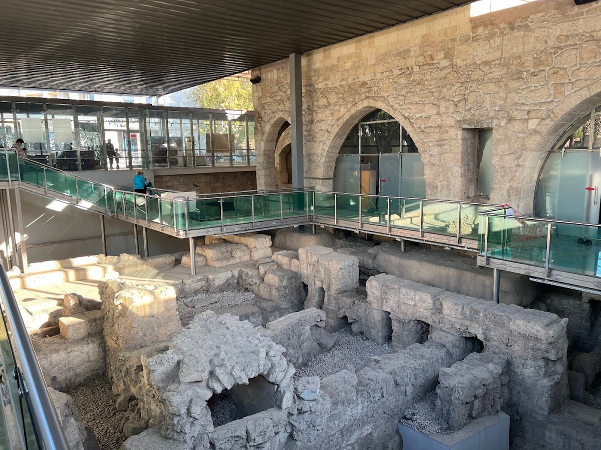 Makam-i Danyal Mosque
