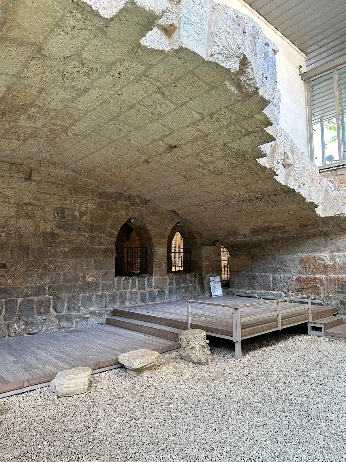 Makam-i Danyal Mosque - 7