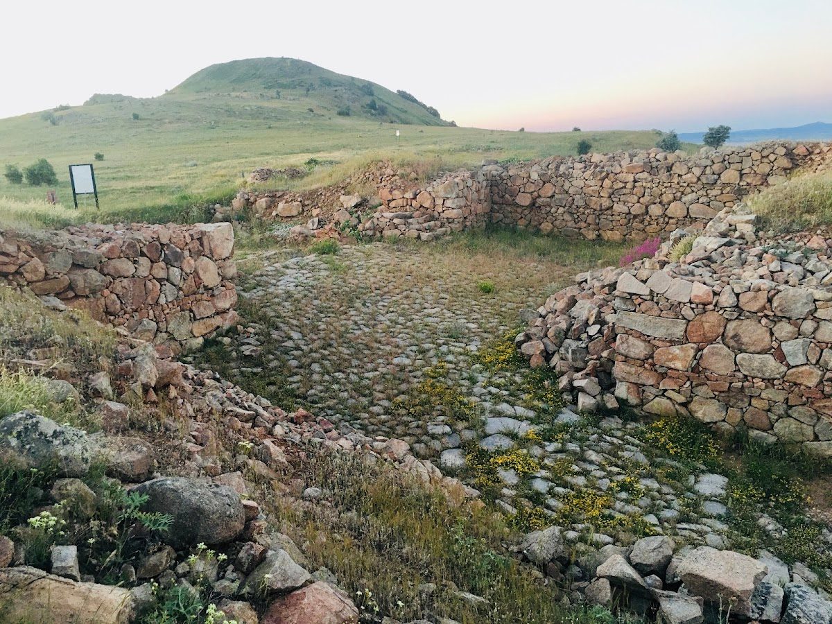Kerkenes Harabeleri (Kerkenes Dağı Şehri)