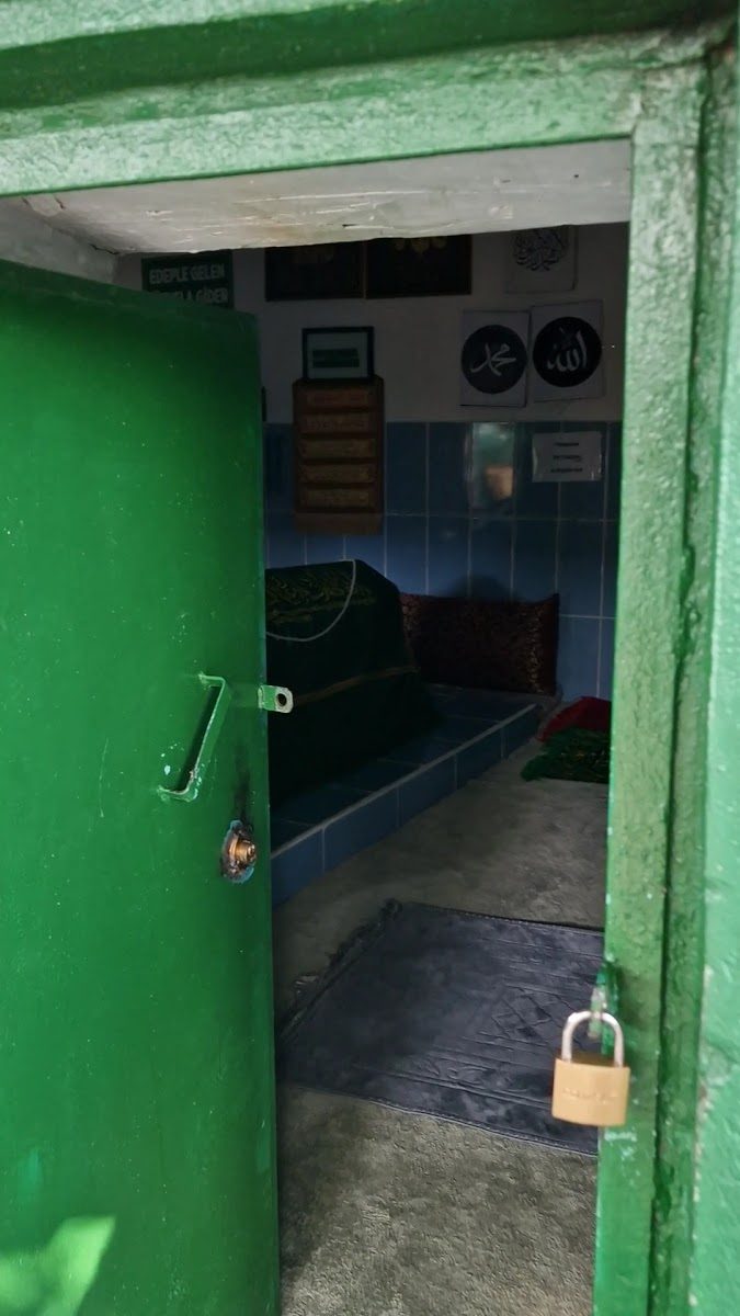 Tomb of Companion Mir Seyyaf - 2