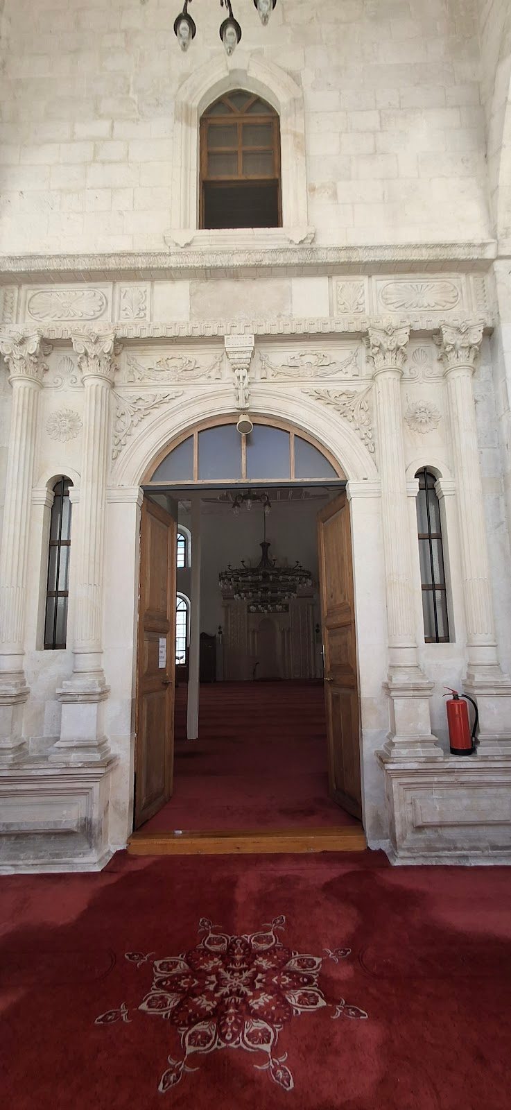 Atik Ibrahim Pasha Mosque (Middle Mosque)