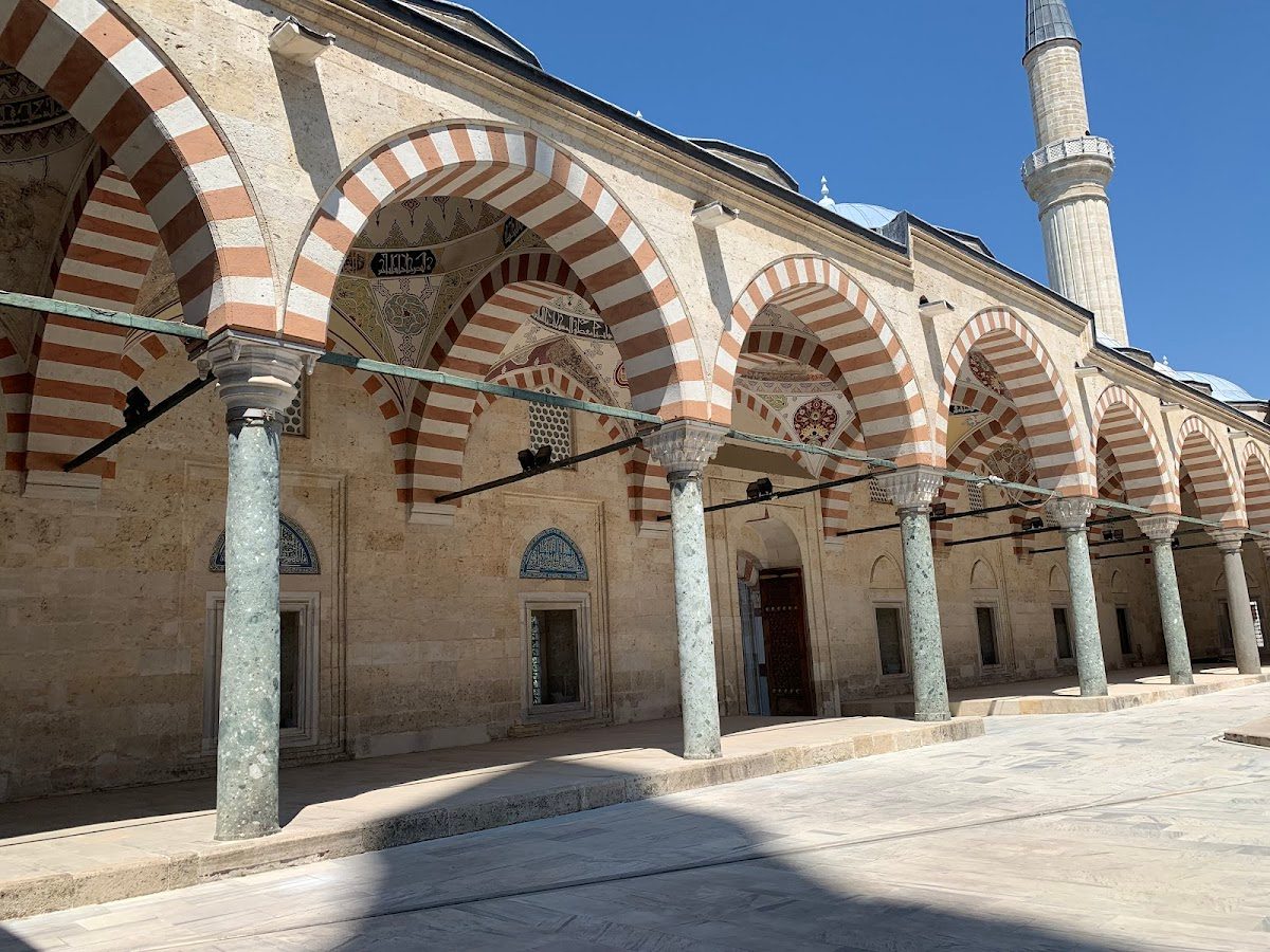 Üç Şerefeli Cami - 7
