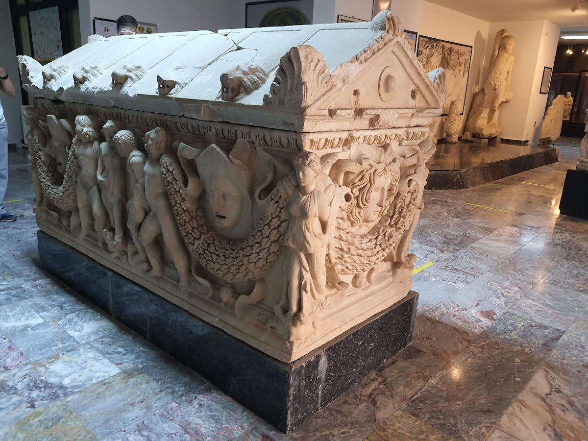 Afyon Arkeoloji Müzesi - 3