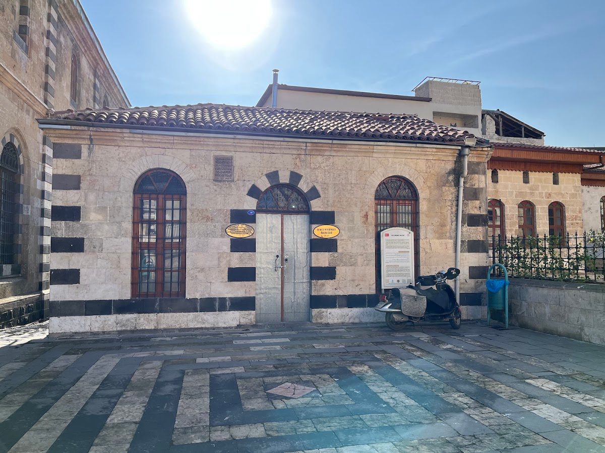 Alaüddevle Mosque - 6