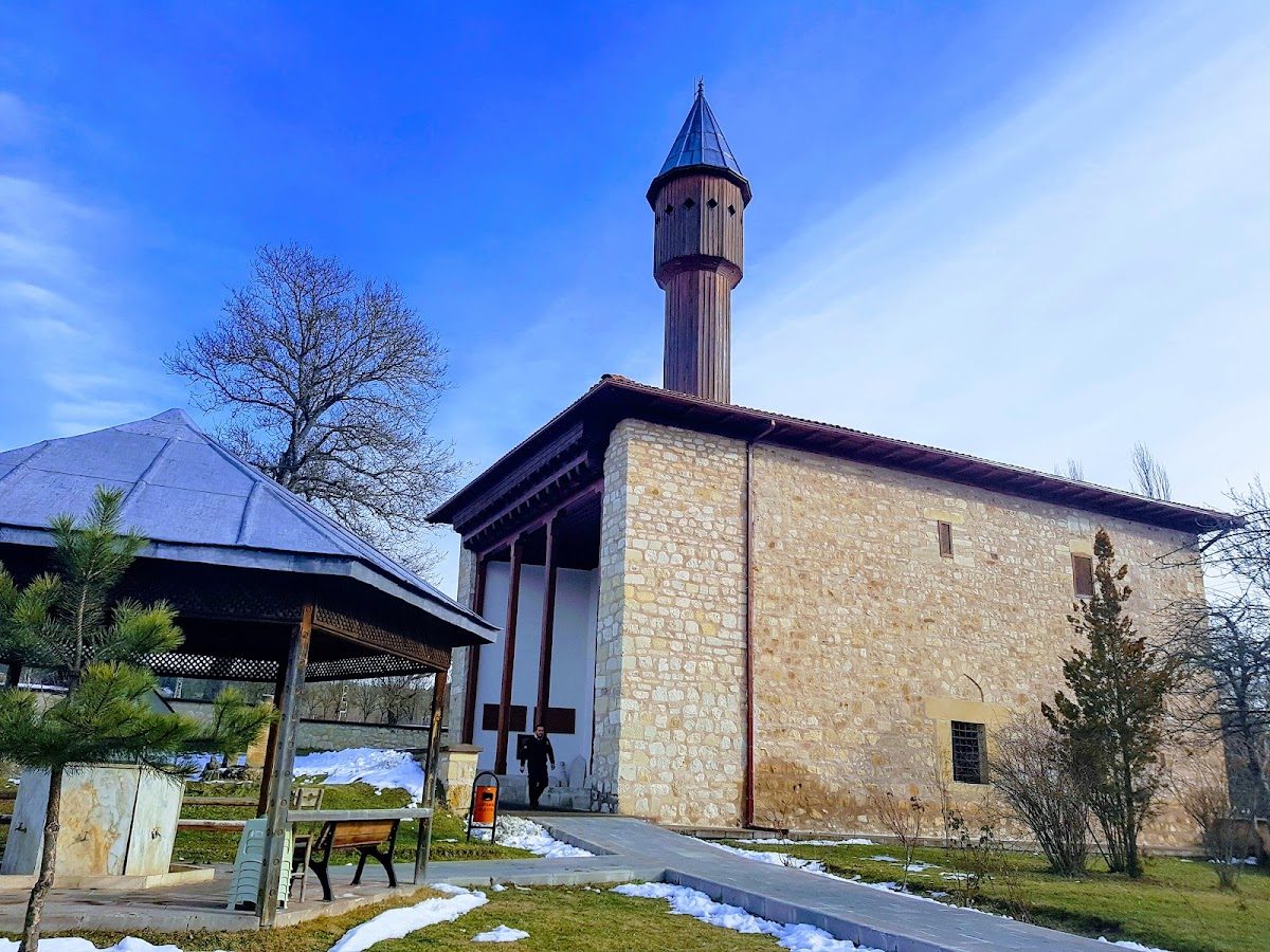 Mahmut Bey Cami (Kasaba Köyü Cami)