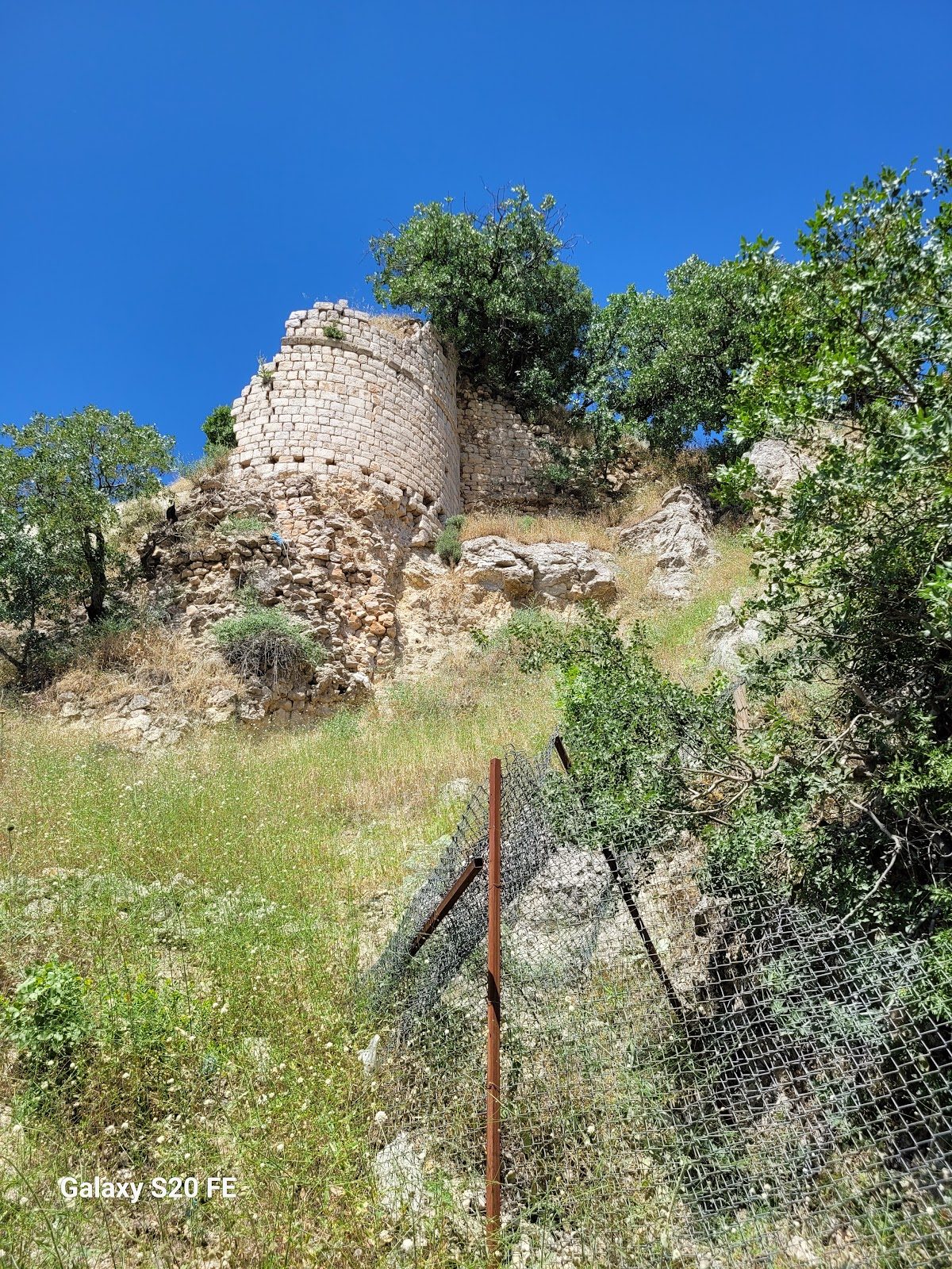 Kozluk Castle