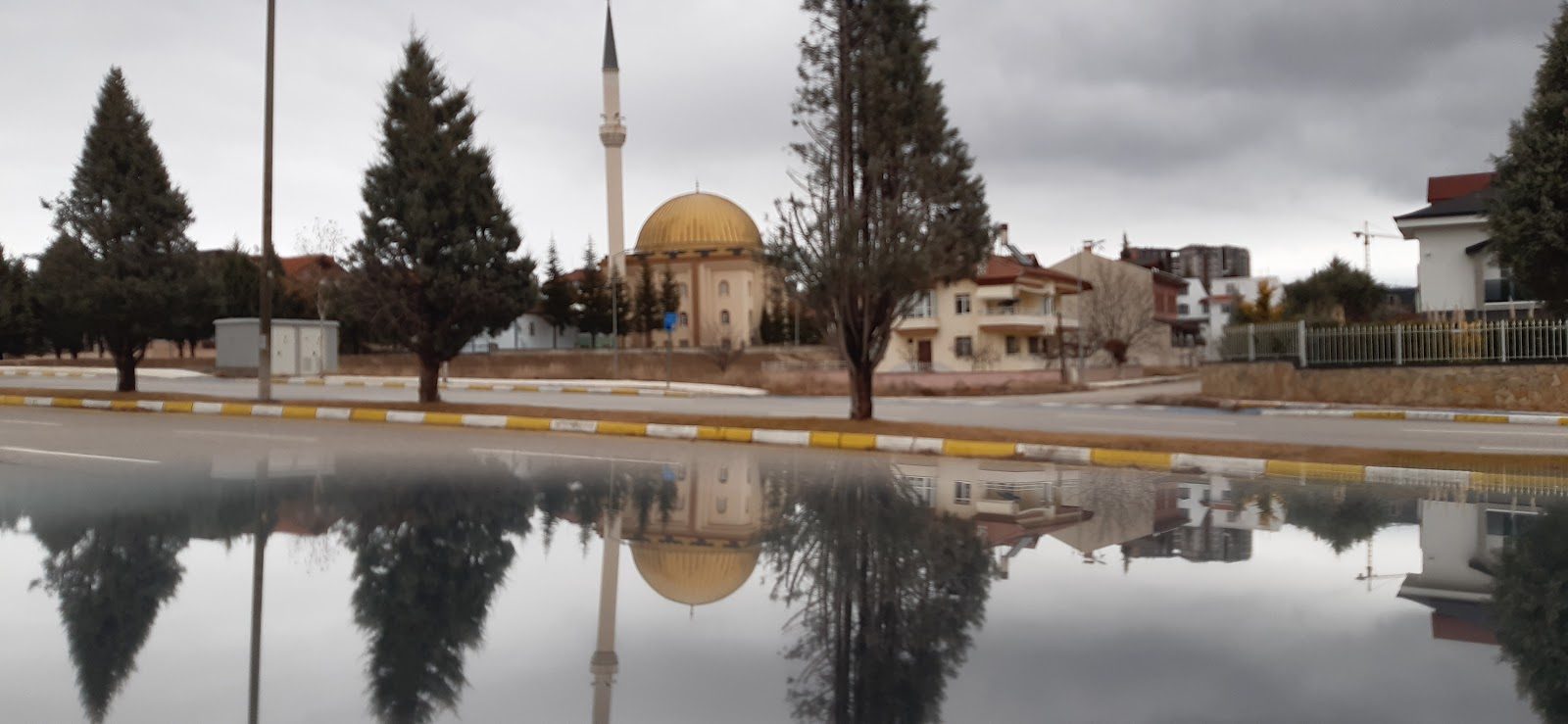 جامع والدة السلطان، مركز تشوروم - 1