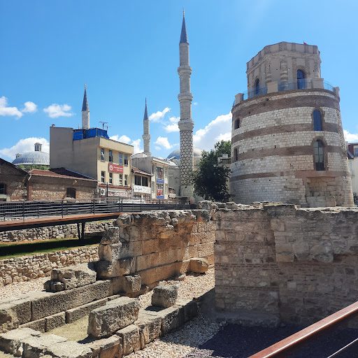 برج مقدونيا - 4