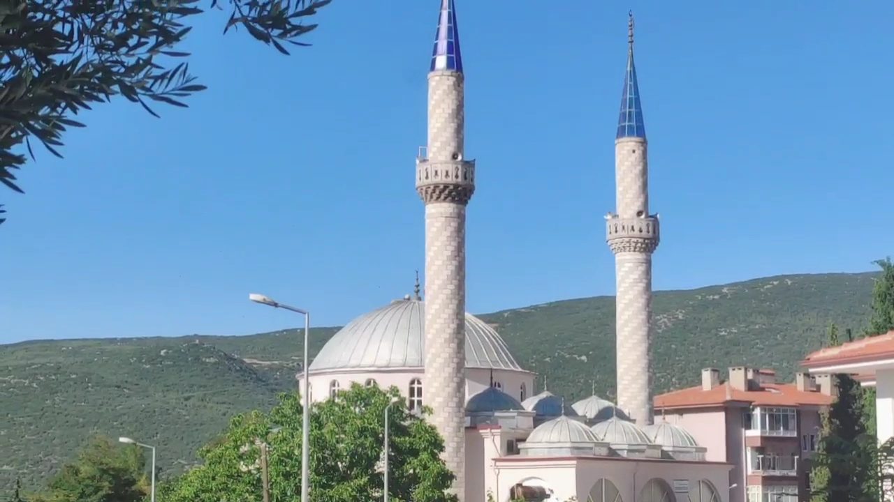 Muslihiddin Cami - 1