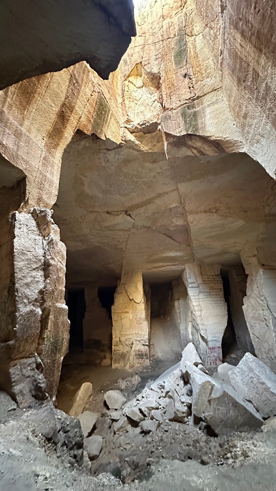 Bazda Caves (Bazda Quarries)