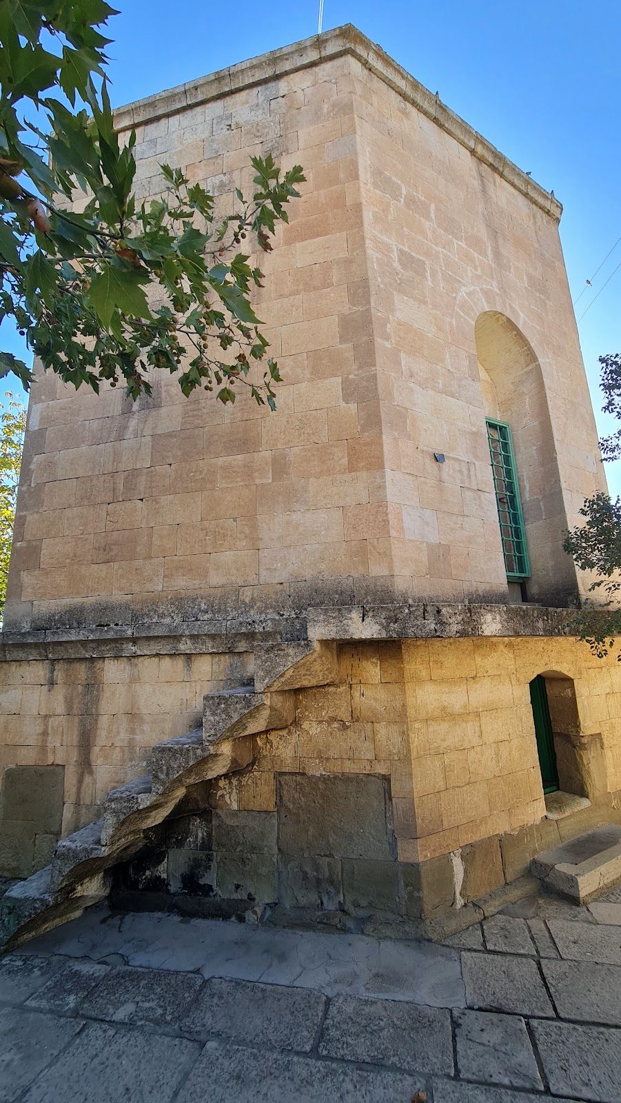 قبر منصور بابا - 5