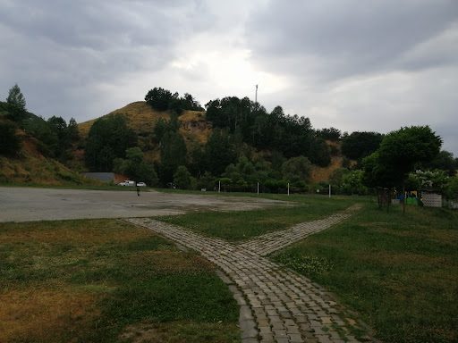 Tatvan Recreation and Picnic Area - 2